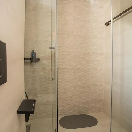 Apartamento Porto Azure Breeze & Horizon - In The Heart Of Nydri (Lefkada)